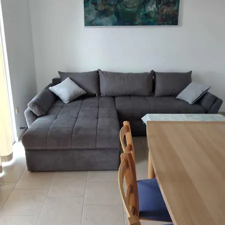 1 Apartment Kozino