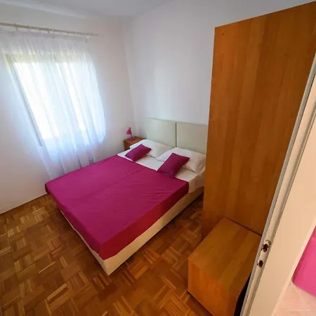 Apartment 1 *